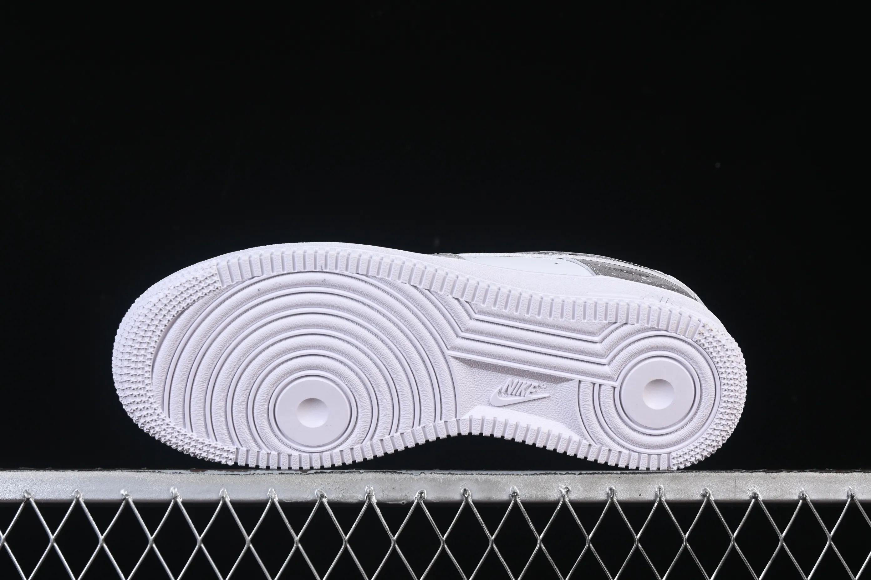 All categories Nk Air Force 1 Air Force series Nk Air Force 1 Low Air Force low top Nike Air Force 1'07 Low Two-dimensional theme Galaxy sequence Air Force 1 low-top casual sneakers ZH0316-131